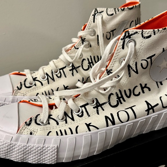 Men Converse - Picture 2 of 3